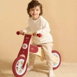 Bicicletta in legno senza pedali