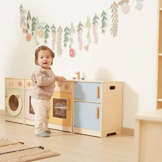 Cucina colorata per piccoli chef