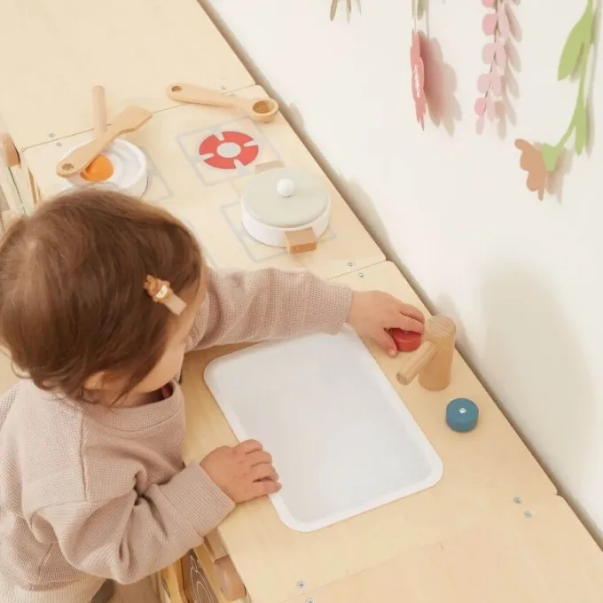 Cucina colorata per piccoli chef