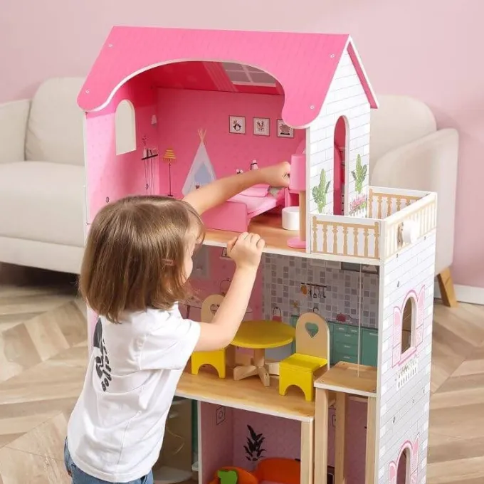 Grande casa con terrazzo