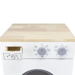 Lavatrice bianca in legno cucina moderna