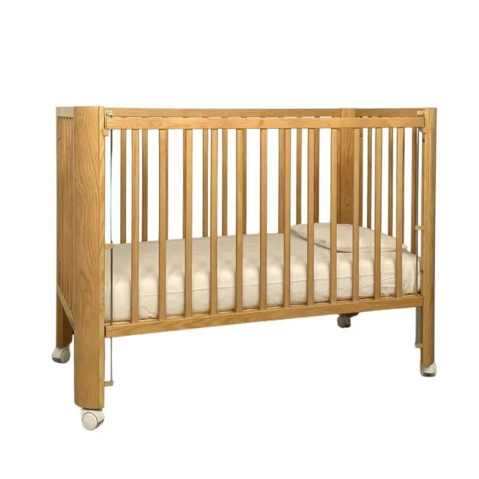Lettino premium in legno su ruote