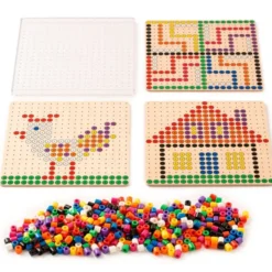 Mosaico in legno con chiodini