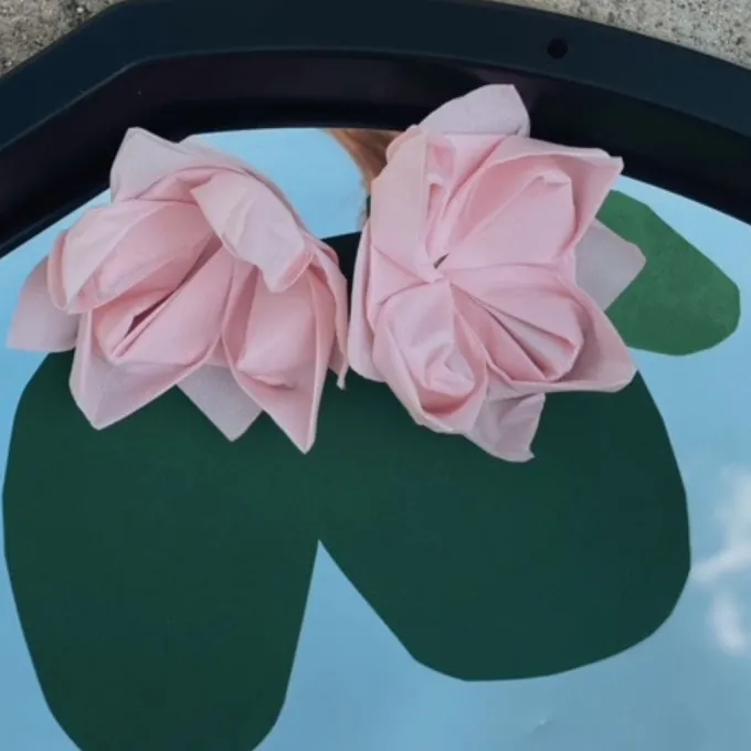 Piano a specchio per tuff tray
