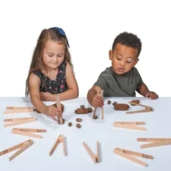 Pinzette in legno per motricità fine