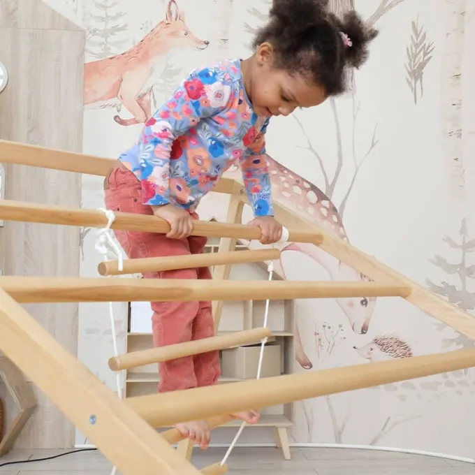 Scala a 6 pioli per playground